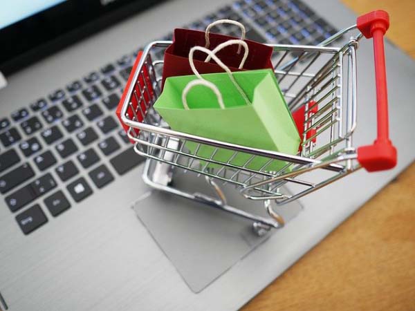 sell anything online to the uk with elites online store builder